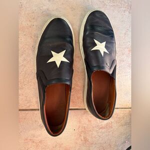 Givenchy Star Printed Leather Slip On Sneakers big logo shoes driving loafers